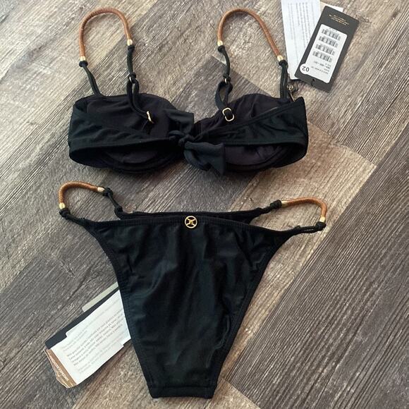 Elis Detail Bikini Set by Vix Hermanny - Picture 11 of 13